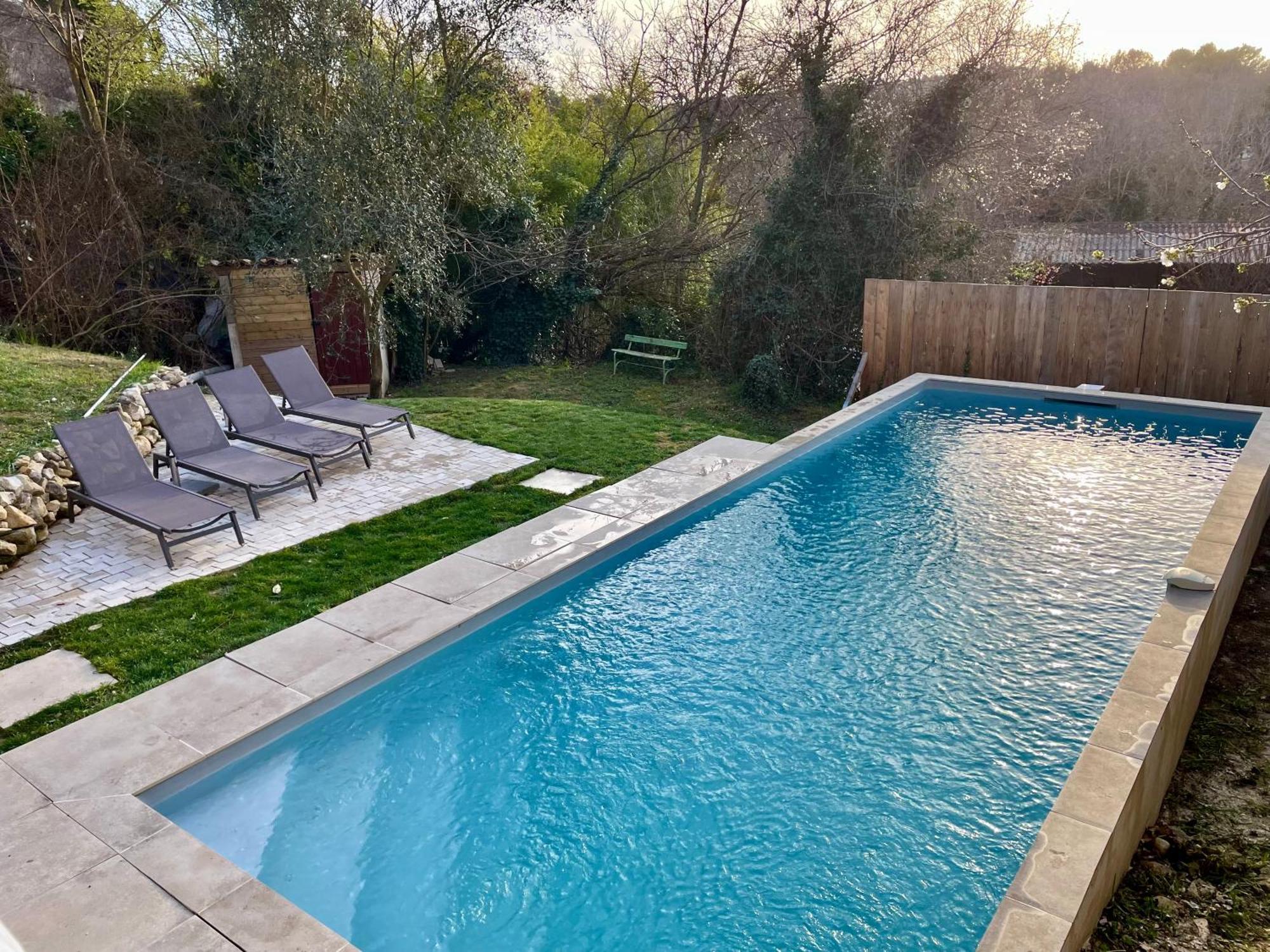 Maison & Jardin Coeur Luberon Classe 4 Etoiles Peypin-d'Aigues Екстериор снимка